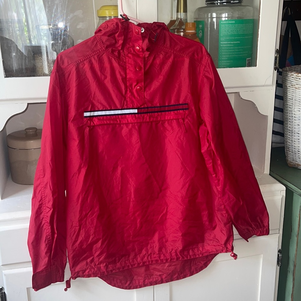 Vintage Tommy Jeans windbreaker.